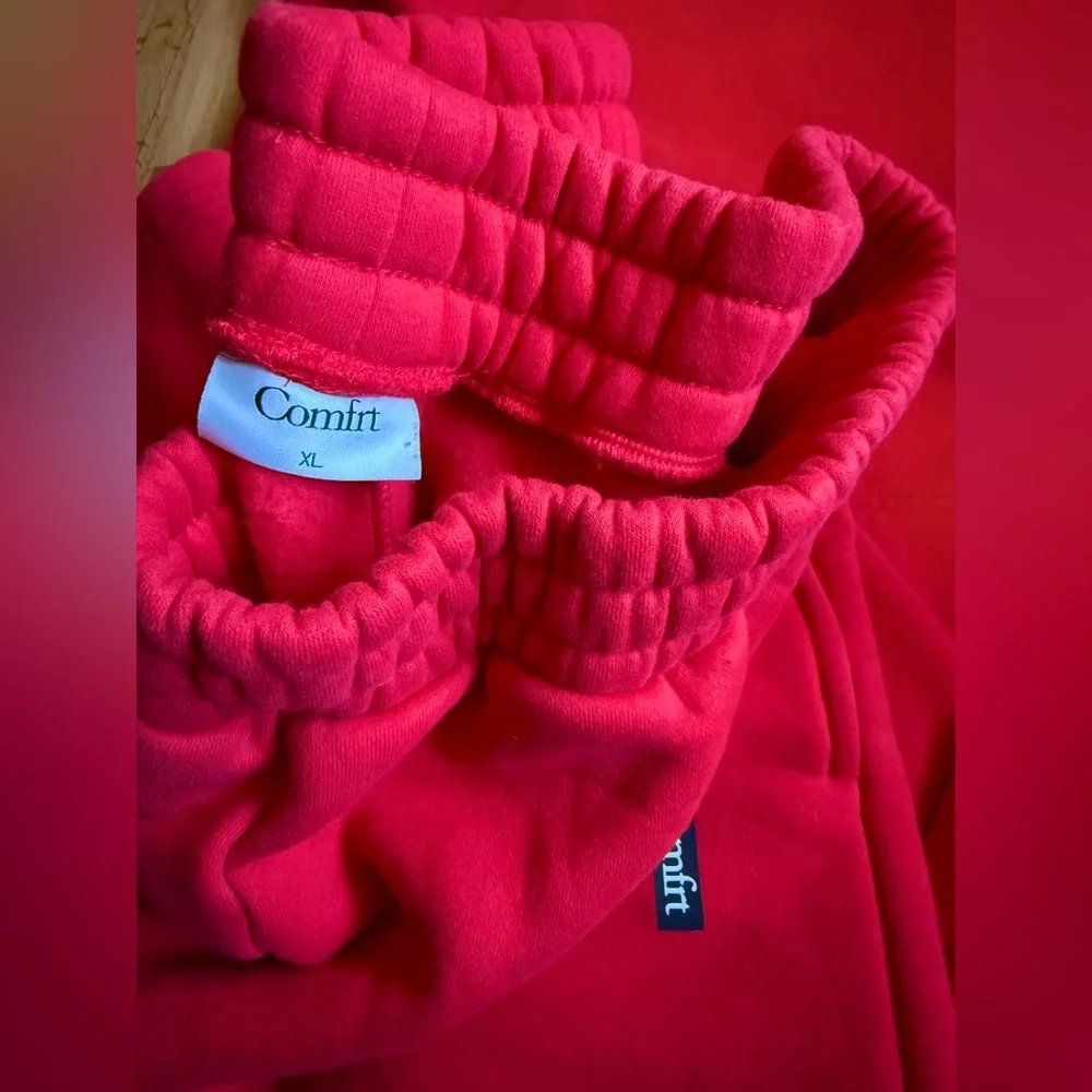 Comfrt LOVE Set in Crimson XL - Picture 6 of 13